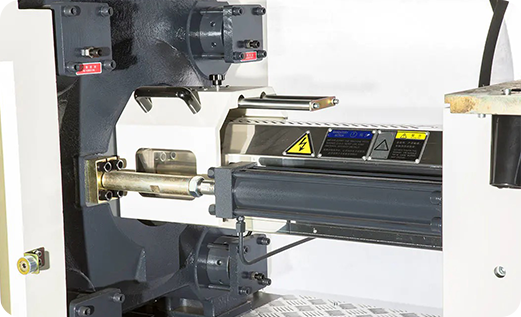 Fabricante de máquinas de moldeo por inyección Ningbo Zhenfei Co., Ltd.